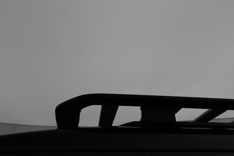 Used Land Rover Defender 2023 for sale - 77848216: Photo 30