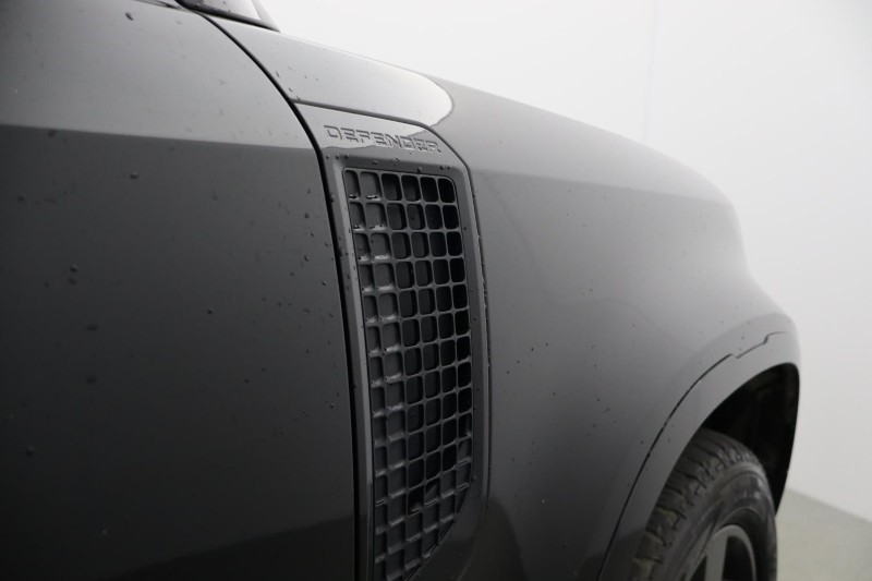 Used Land Rover Defender 2023 for sale - 77848216: Photo 35