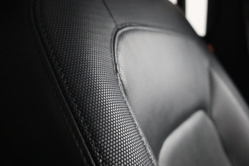 Used Land Rover Defender 2023 for sale - 77848216: Photo 53