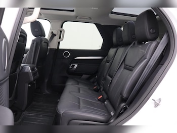 Used Land Rover Discovery 2020 for sale - 77025584: Photo