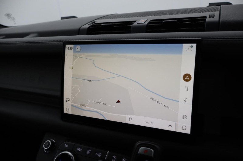 Used Land Rover Defender 2023 for sale - 78179963: Photo 12