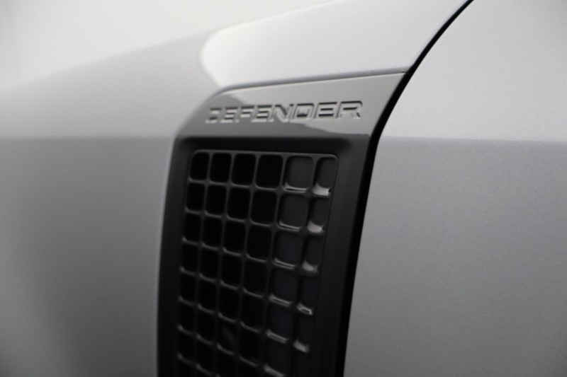 Used Land Rover Defender 2023 for sale - 78179963: Photo 36