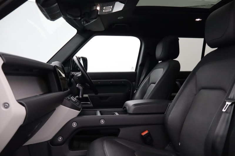 Used Land Rover Defender 2023 for sale - 78179963: Photo 4