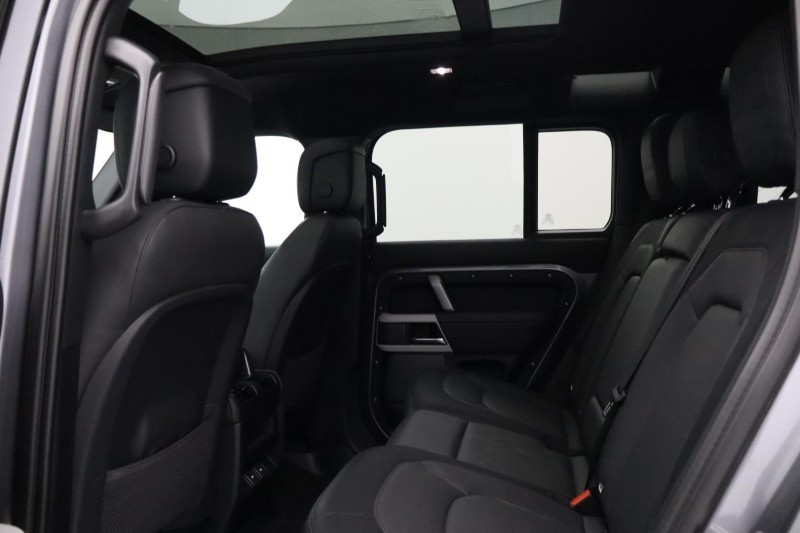 Used Land Rover Defender 2023 for sale - 78179963: Photo 5