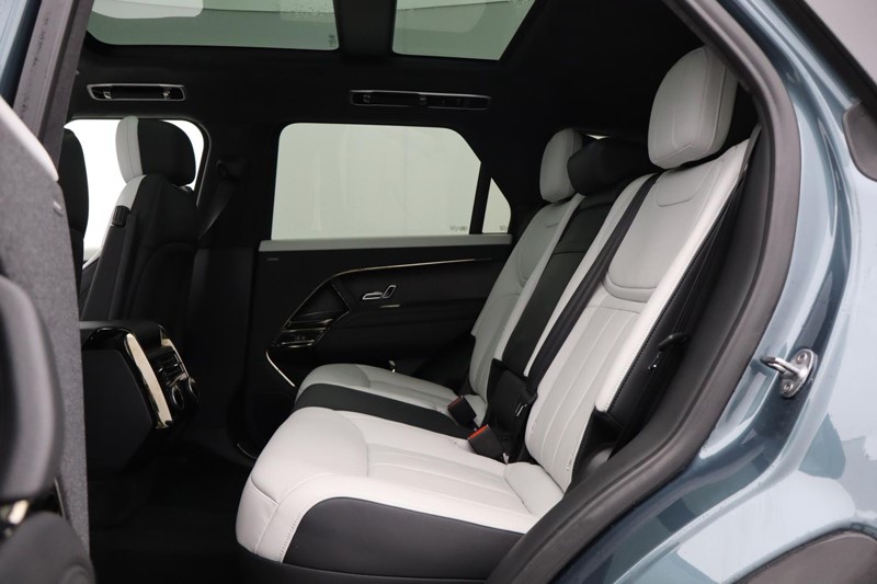 Used Land Rover Range Rover Sport 2023 for sale - 77834013: Photo 4