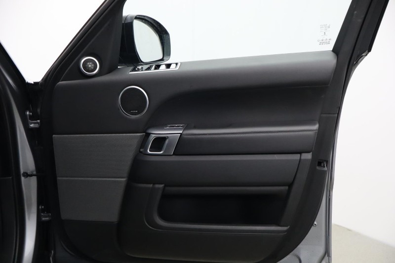 Used Land Rover Range Rover Sport 2020 for sale - 78028126: Photo 35