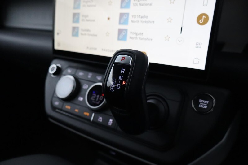 Used Land Rover Defender 2026 for sale - 77915603: Photo 13