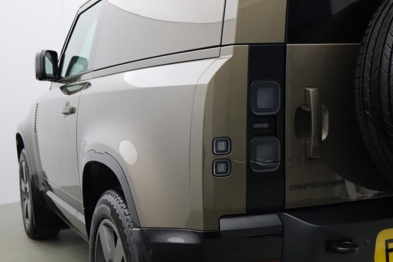 Used Land Rover Defender 2026 for sale - 77915603: Photo 19