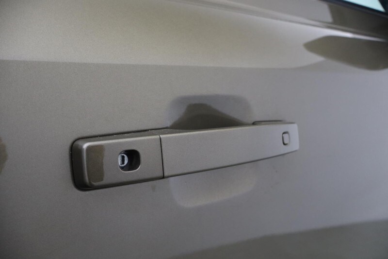 Used Land Rover Defender 2026 for sale - 77915603: Photo 32