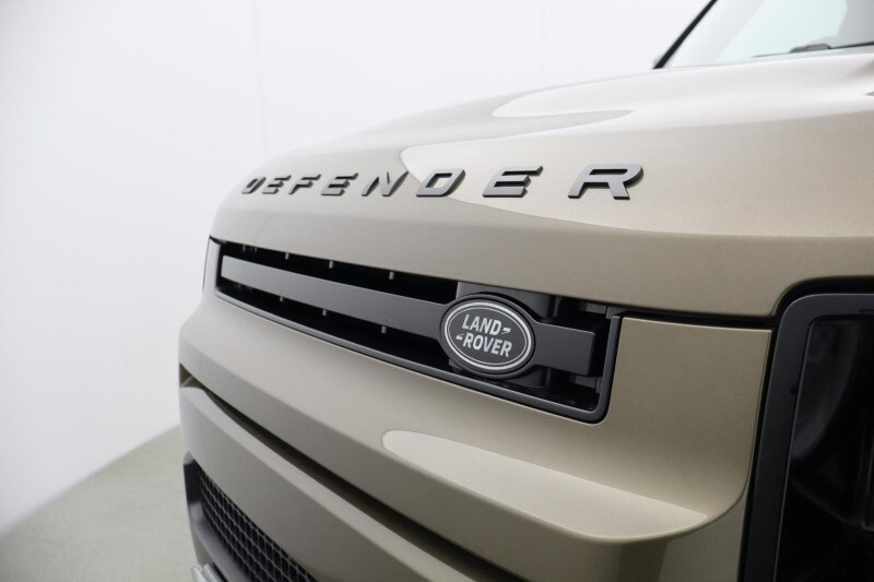 Used Land Rover Defender 2026 for sale - 77915603: Photo 37