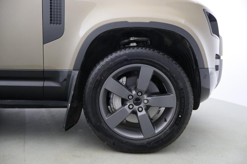 Used Land Rover Defender 2026 for sale - 77915603: Photo 8