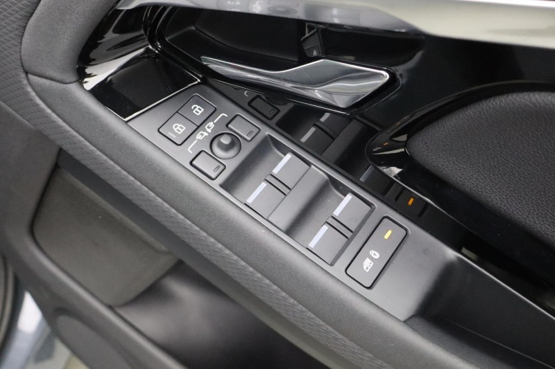 Used Land Rover Range Rover Evoque 2022 for sale - 77025612: Photo 28