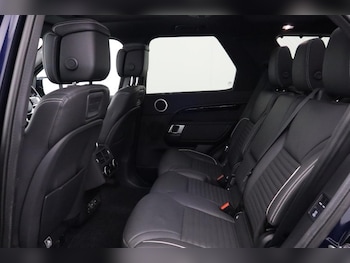Used Land Rover Discovery 2023 for sale - 78984429: Photo