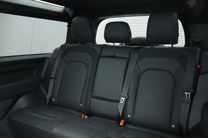 Used Land Rover Defender 2022 for sale - 77519388: Photo 4