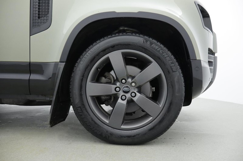 Used Land Rover Defender 2022 for sale - 77519388: Photo 8