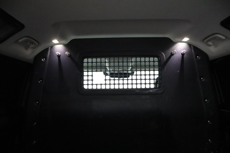 Used Land Rover Defender 2022 for sale - 77997062: Photo 28