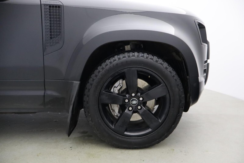 Used Land Rover Defender 2022 for sale - 77997062: Photo 8