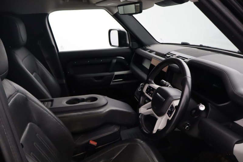 Used Land Rover Defender 2022 for sale - 77997062: Photo 9