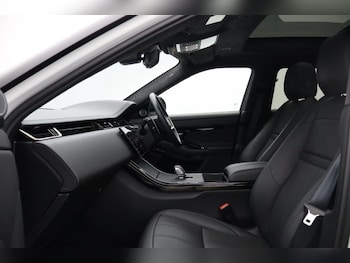 Used Land Rover Range Rover Evoque 2025 for sale - 79295520: Photo