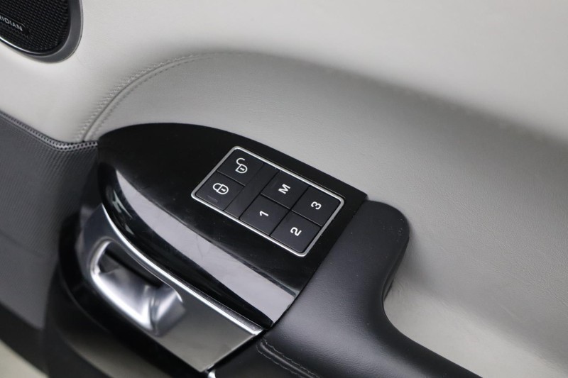 Used Land Rover Range Rover Sport 2020 for sale - 77225317: Photo 32