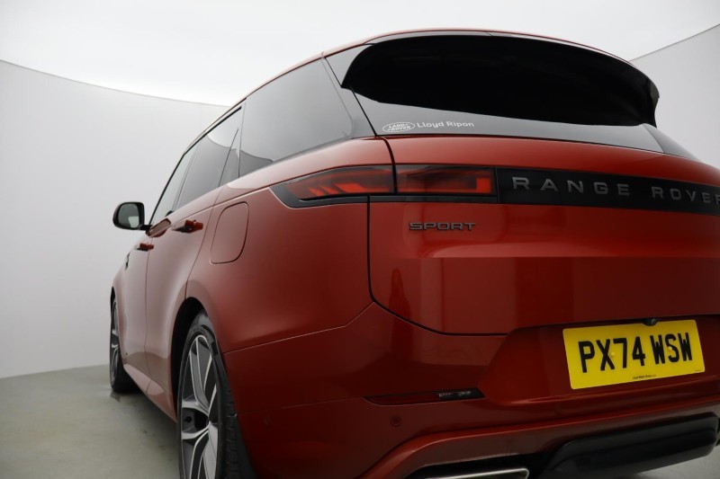 Used Land Rover Range Rover Sport 2024 for sale - 77592312: Photo 20