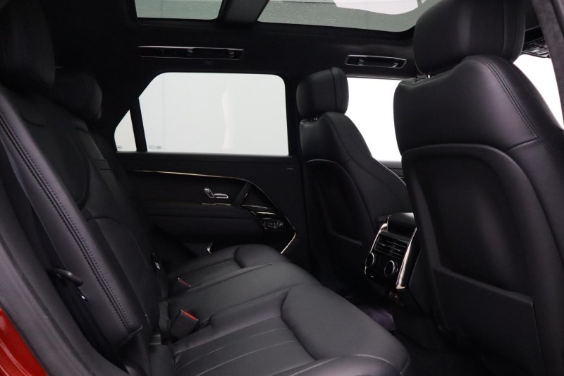 Used Land Rover Range Rover Sport 2024 for sale - 77592312: Photo 32