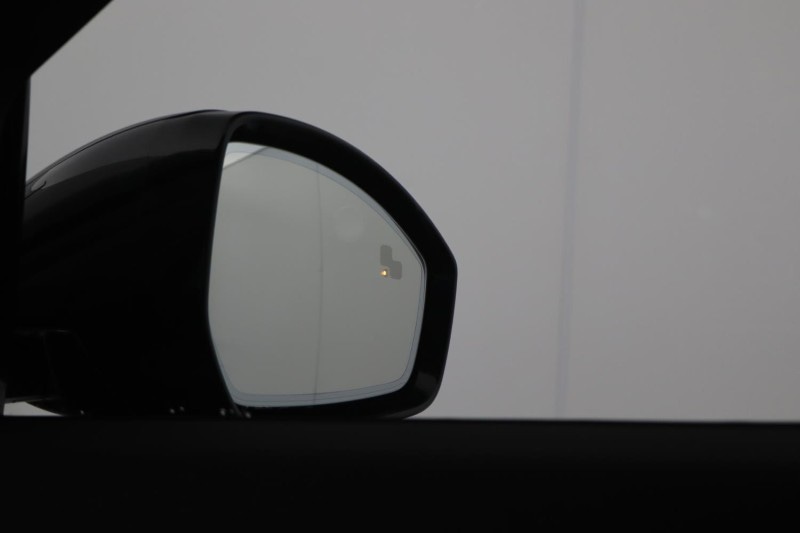 Used Land Rover Range Rover Evoque 2026 for sale - 78165905: Photo 35