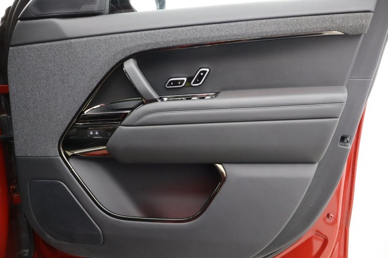 Used Land Rover Range Rover Sport 2024 for sale - 76981059: Photo 28