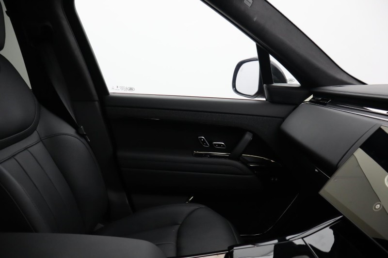 Used Land Rover Range Rover Sport 2024 for sale - 76981059: Photo 35