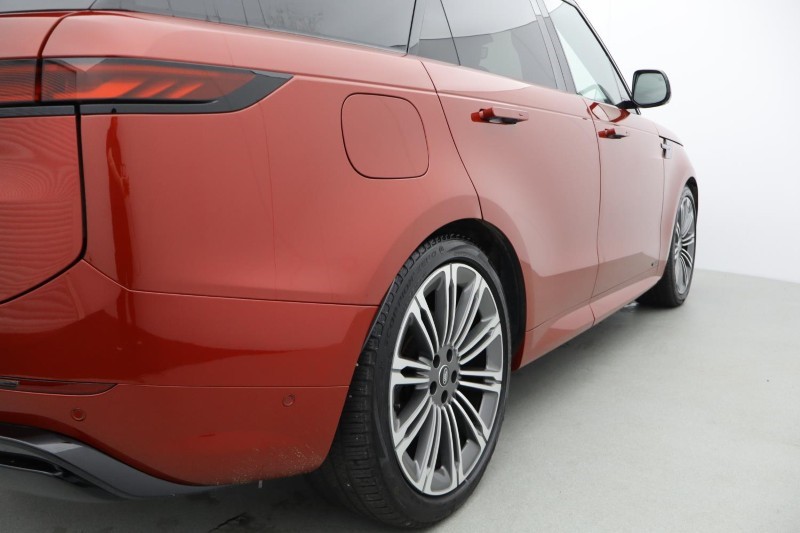 Used Land Rover Range Rover Sport 2024 for sale - 76981059: Photo 40