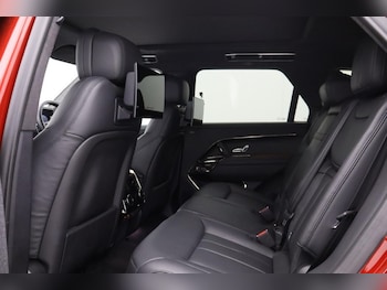 Used Land Rover Range Rover Sport 2024 for sale - 76981059: Photo