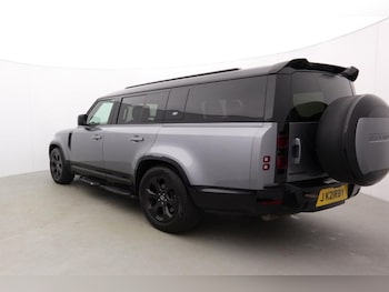 Used Land Rover Defender 2022 for sale - 78885626: Photo