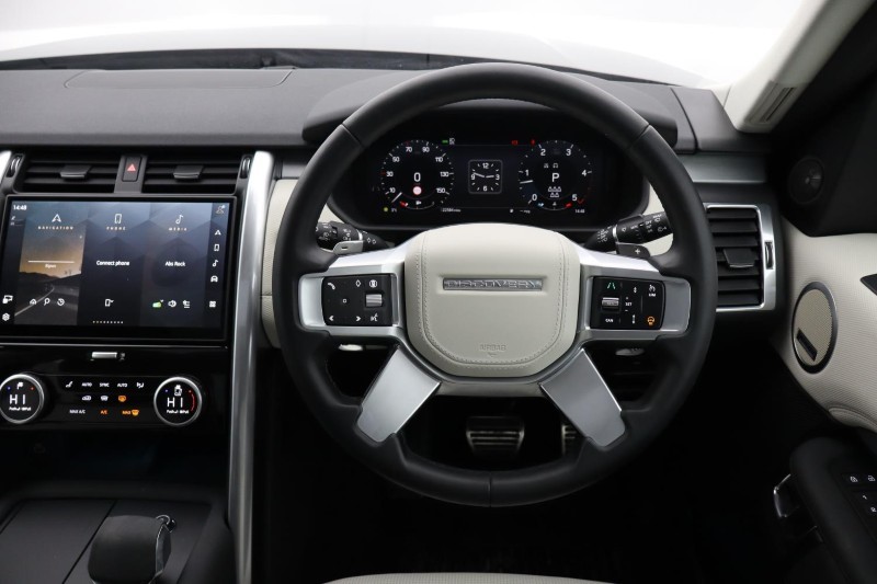Used Land Rover Discovery 2025 for sale - 77135831: Photo 15