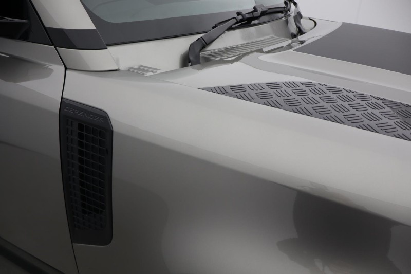 Used Land Rover Defender 2025 for sale - 76980854: Photo 20