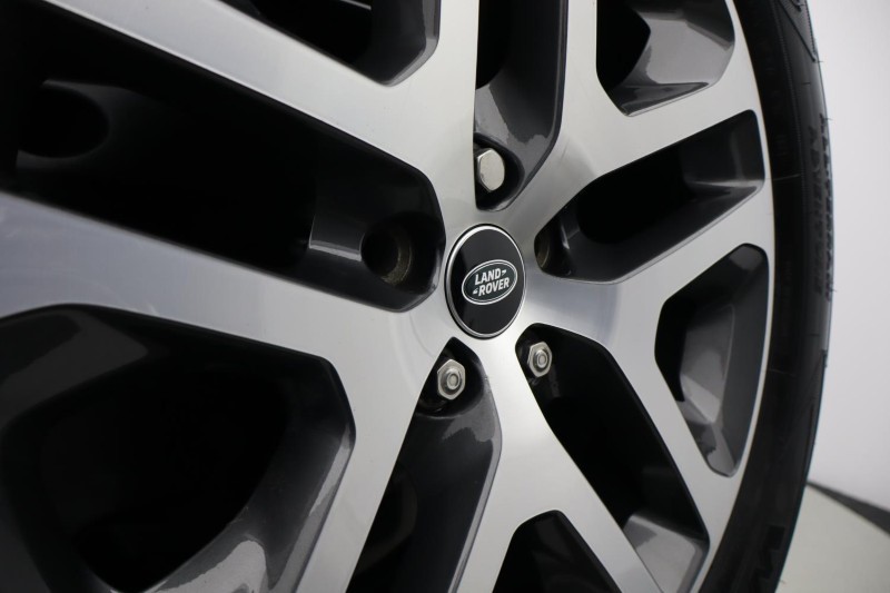 Used Land Rover Defender 2025 for sale - 76980854: Photo 25