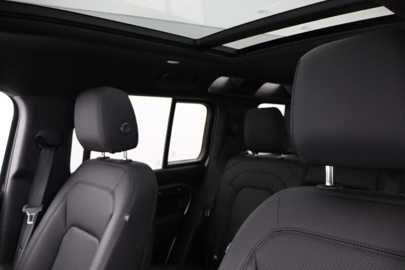 Used Land Rover Defender 2025 for sale - 76980854: Photo 47