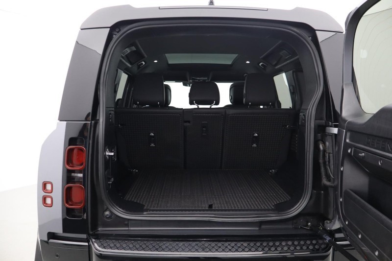 Used Land Rover Defender 2023 for sale - 76980881: Photo 10