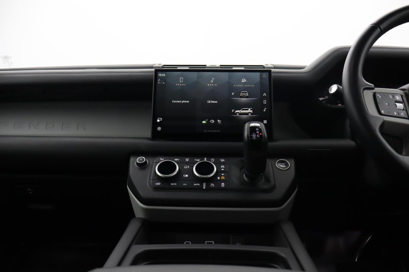 Used Land Rover Defender 2023 for sale - 76980881: Photo 14