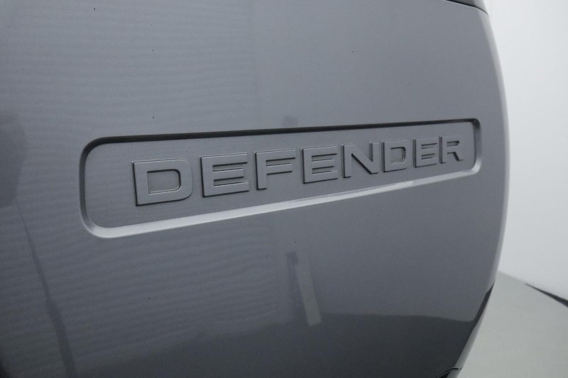 Used Land Rover Defender 2023 for sale - 76980881: Photo 38