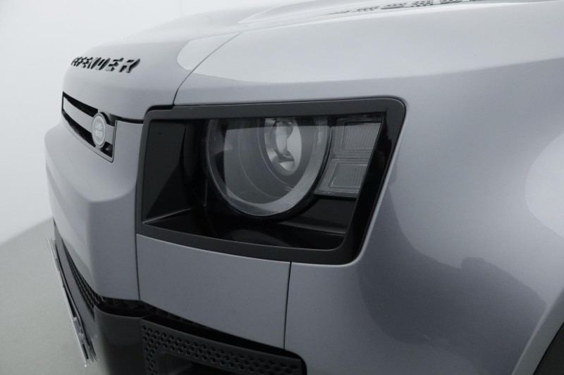 Used Land Rover Defender 2023 for sale - 76980881: Photo 46