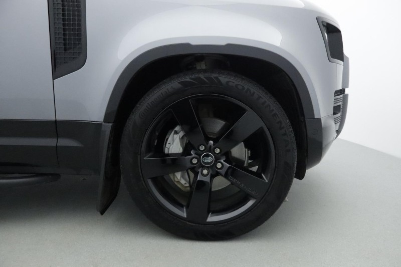 Used Land Rover Defender 2023 for sale - 76980881: Photo 8