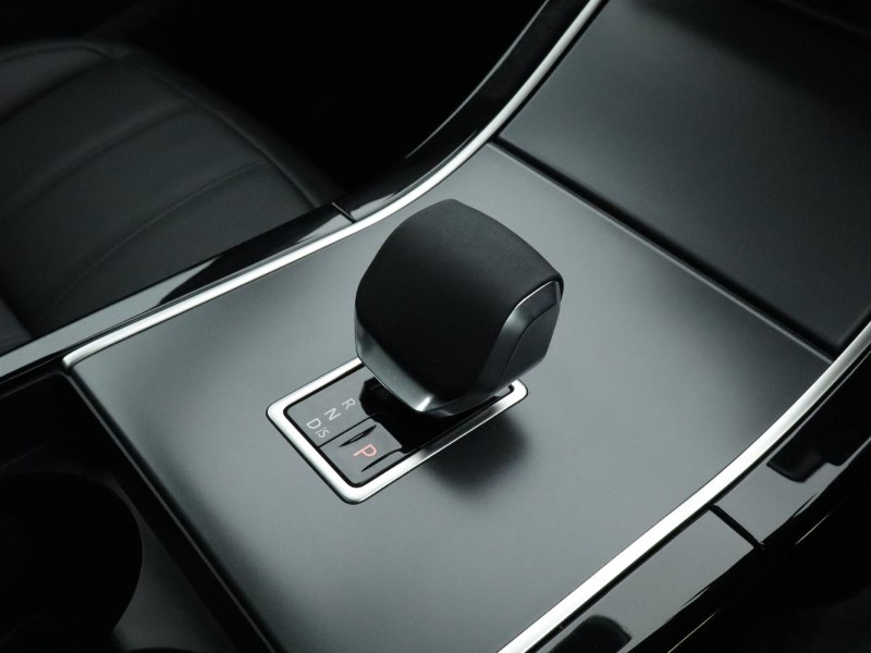 Used Land Rover Range Rover Evoque 2025 for sale - 76982068: Photo 13