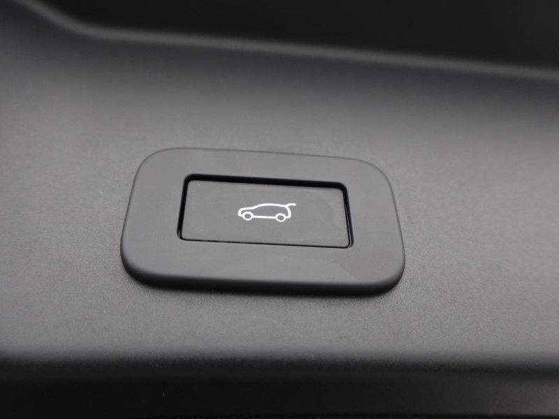 Used Land Rover Range Rover Evoque 2025 for sale - 76982068: Photo 31