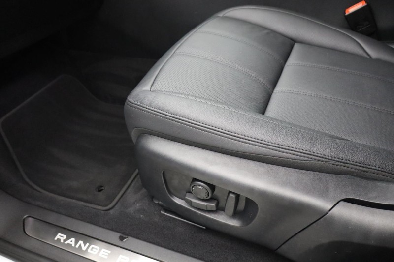 Used Land Rover Range Rover Evoque 2025 for sale - 76982068: Photo 60