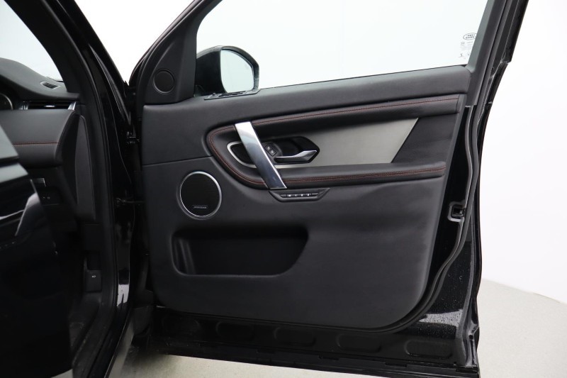 Used Land Rover Discovery Sport 2022 for sale - 76981946: Photo 33