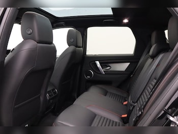 Used Land Rover Discovery Sport 2022 for sale - 76981946: Photo