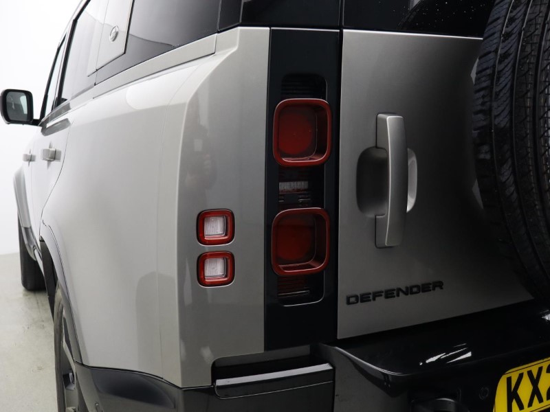 Used Land Rover Defender 2024 for sale - 77690965: Photo 19