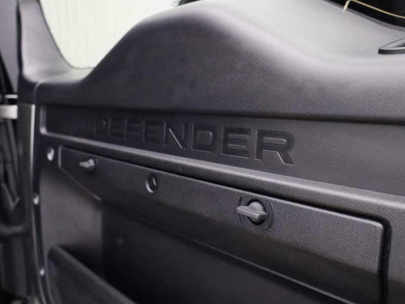 Used Land Rover Defender 2024 for sale - 77690965: Photo 28