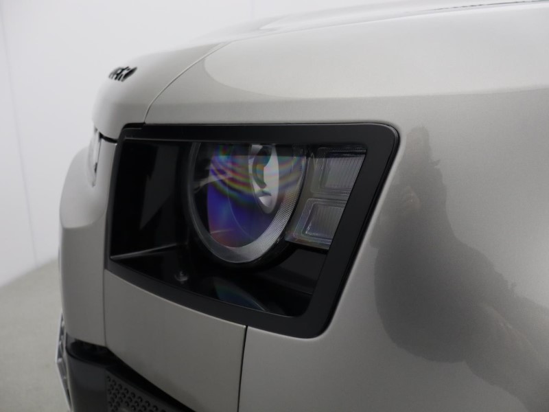 Used Land Rover Defender 2024 for sale - 77690965: Photo 34