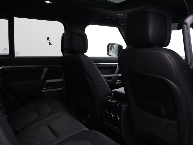 Used Land Rover Defender 2024 for sale - 77690965: Photo 37